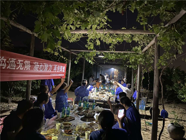 1622513094567797.jpg 今世康公司櫻桃采摘自助燒烤團(tuán)建活動(dòng)15.jpg