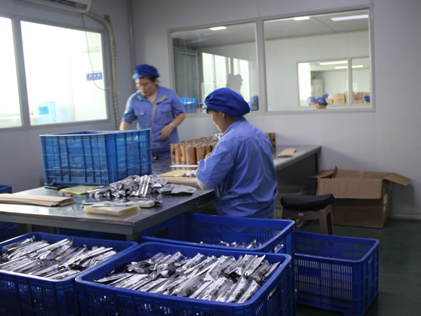 膏藥貼牌費用大概要花價格多少錢？