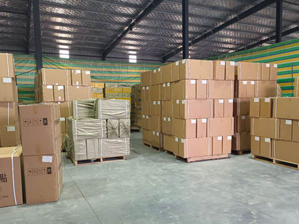 膏藥貼牌oem發(fā)貨現(xiàn)場，廠家進入批量出貨階段