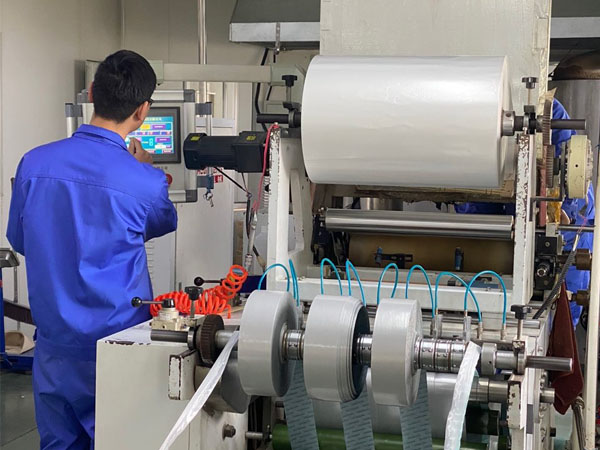 膏藥oem生產(chǎn)怎么做？oem貼牌代工怎么收費(fèi)？