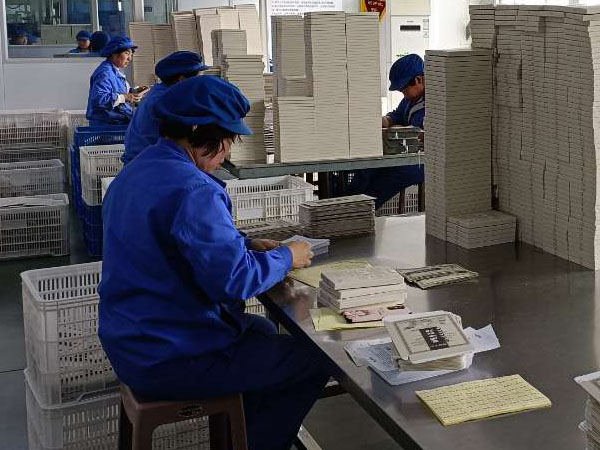 膏藥生意現(xiàn)在好做嗎？膏藥代工貼牌創(chuàng)業(yè)發(fā)展前景好不好？